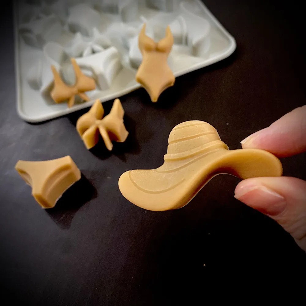 A Summer-Themed Beach Bikini M - Resin Art Craft recension och pris
