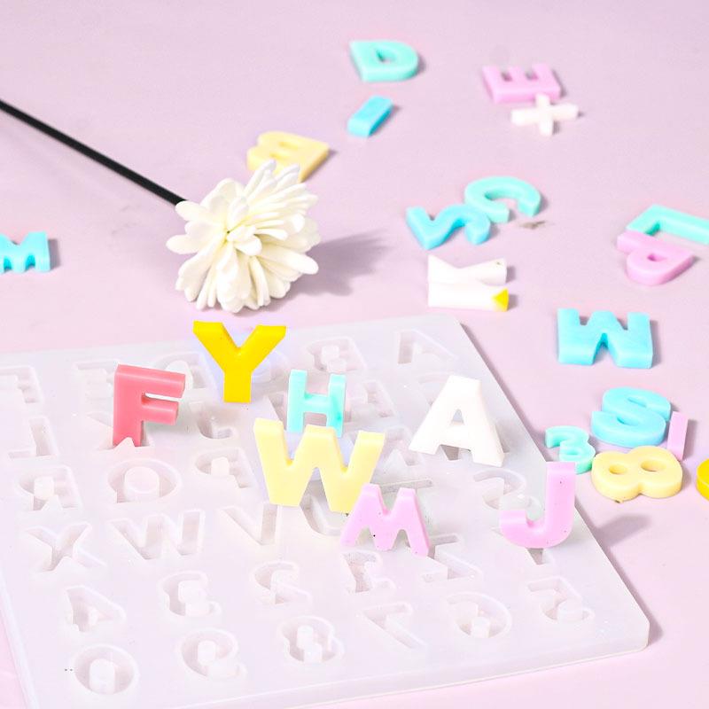 Alphabet Epoxy Resin Silicone  - Resin Art Work recension och pris
