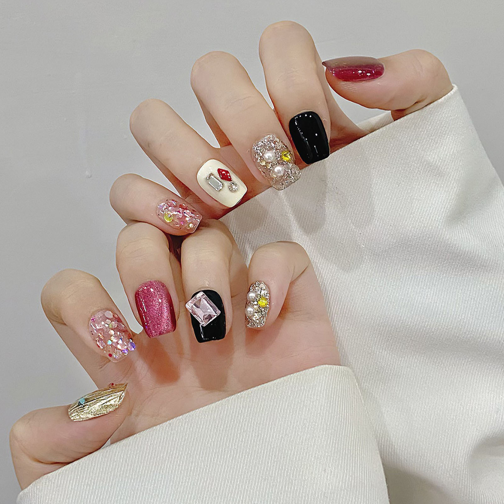 Handmade Press on Nails Glitte - Resin Art And Deco recension och pris