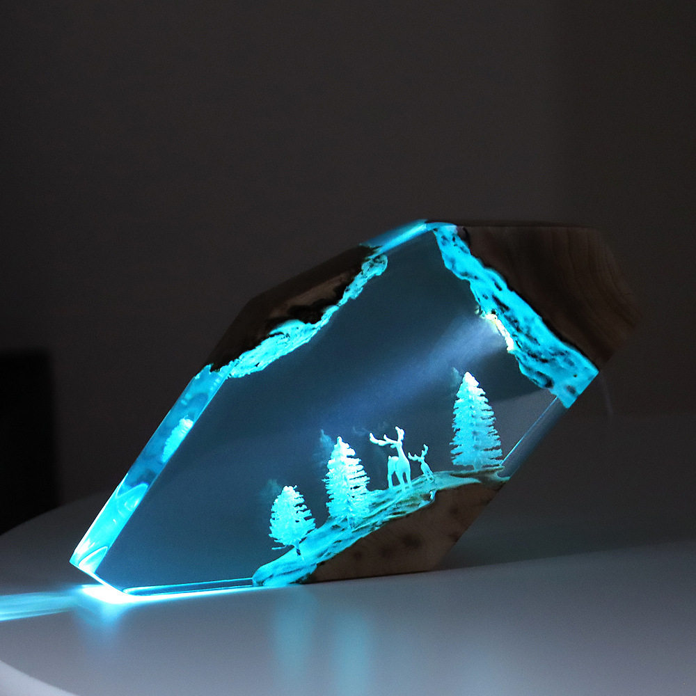 Forest Fairy Deer Desktop Art  - Resin Art Craft recension och pris